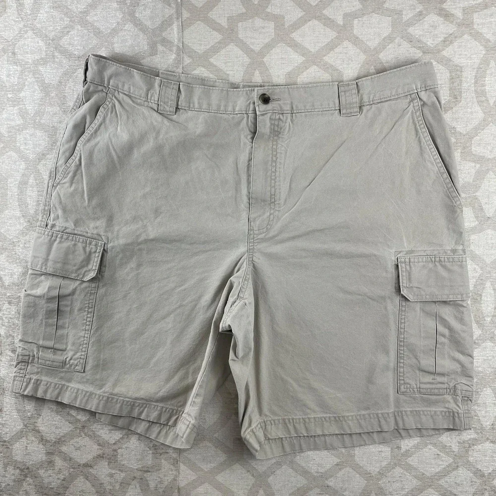 LL Bean Mens Khaki Tan Cotton Twill Cargo Shorts Size 42 Relaxed Fit Hiking - Picture 7 of 8